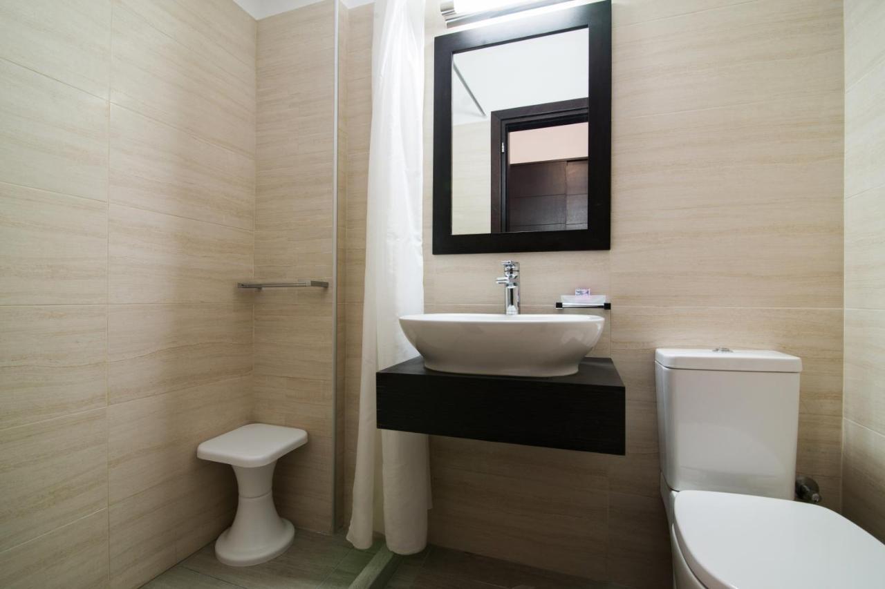 Apartment Polydoros *